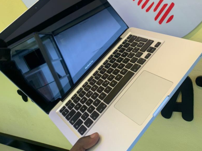 Mac book pro 13