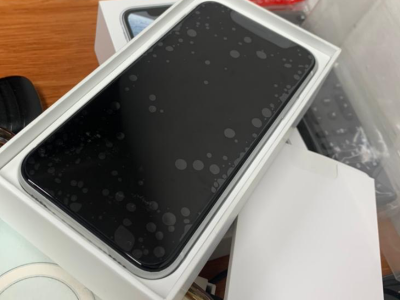 iPhone XR