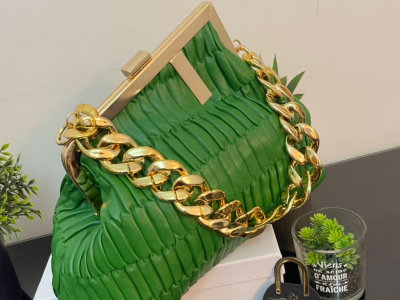 Hand bag