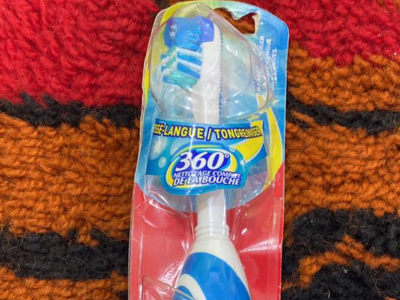 Tooth brush