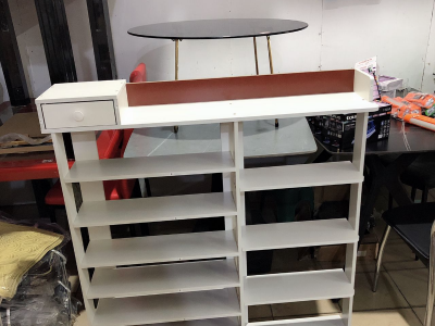 Standard shoe stand