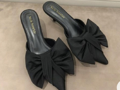High heel slippers