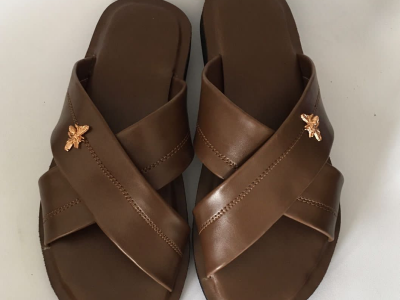 Male leather slippers
