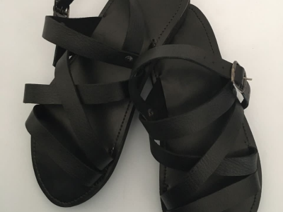 Unisex leather sandals