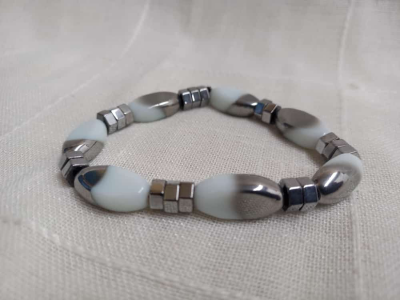 Silver/white stone bracelet