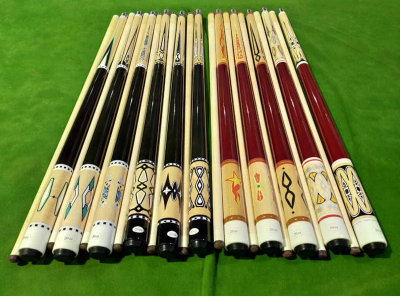Queue de billard en bois massif