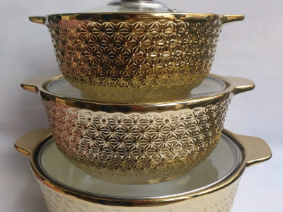 A Set of 3 Dishes