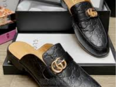 Quality men leather slippers