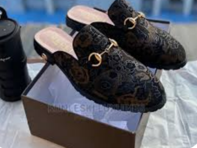 Quality men leather slippers