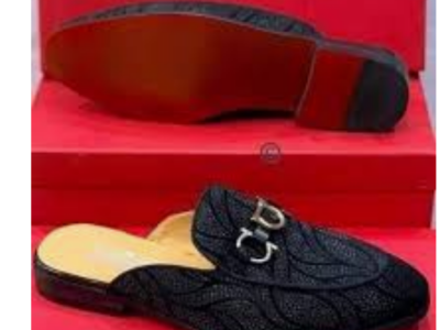 Quality men leather slippers