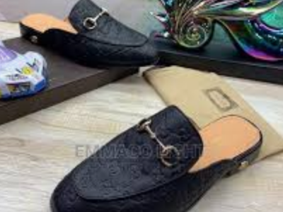 Quality men leather slippers