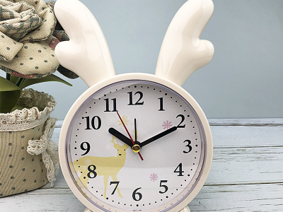 Head Hed Clock