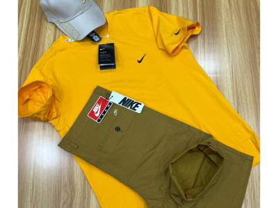 Culotte kaki + T-shirt + casquettes