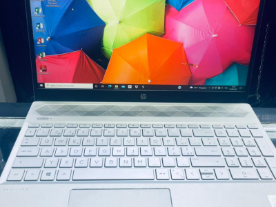 Hp pavillon 10TH