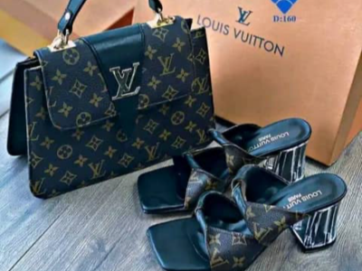 Handbag with slippers ( set )