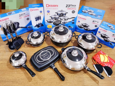 Set of non stick pots
