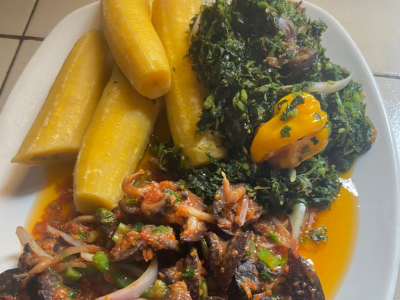 Ripe Plantain with Vegetable and Snails
