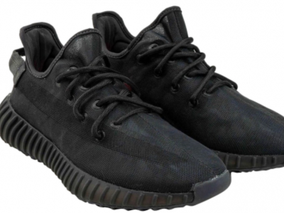 Black Adidas Yeezy 350