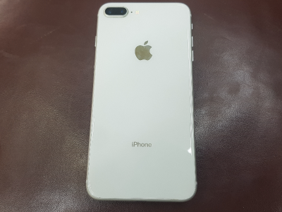iPhone 8plus 64gb