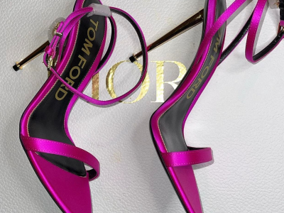 High heel sandals