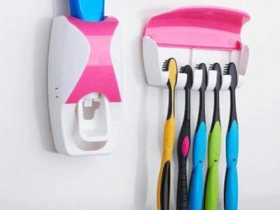 Tooth Brush holder