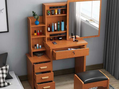 Makeup Desk