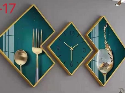 Crystal clock and frame
