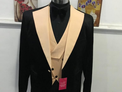 Tuxedo men suit