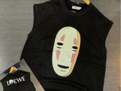 Sleeveless T- shirt