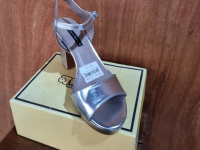 Medium Heel Sandals