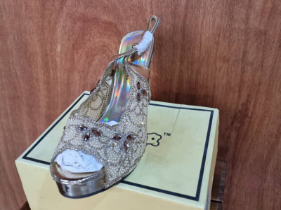 High heel sandals