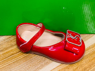 Shoe
