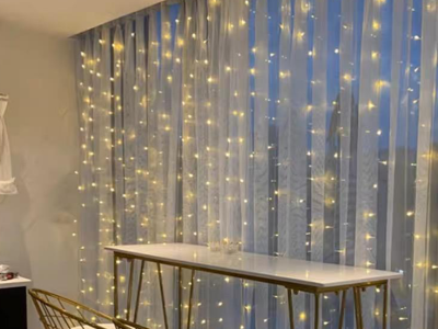Jeu de lumière pour rideaux de décoration