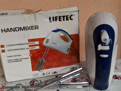 Hand mixer