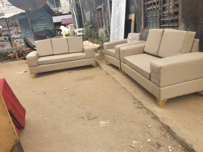 06 Seats Brown Leather sofa