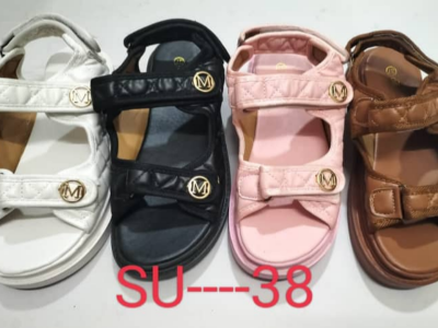Female flat Sandals