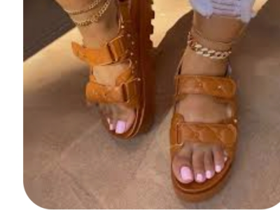 Female flat Sandals