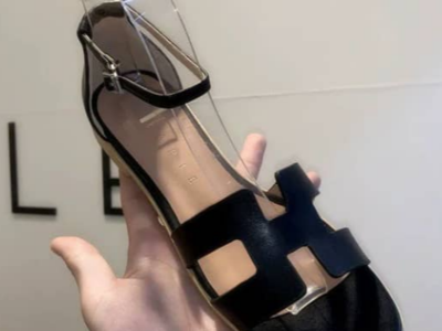 Black Hermes  Sandals