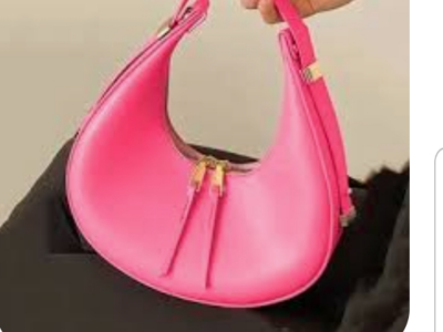 Mini shoulder handbags