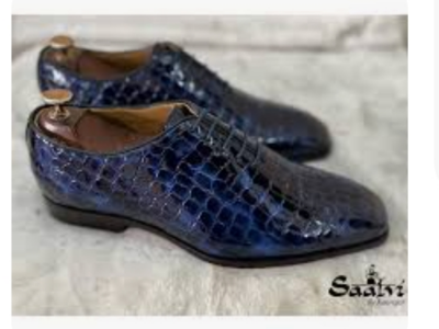Classic men shoes