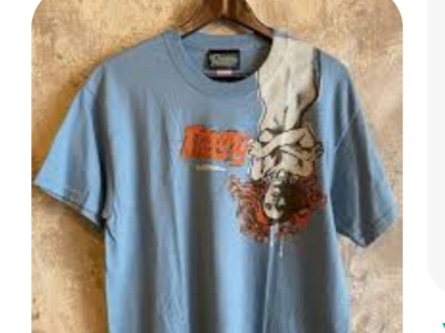 T- shirt