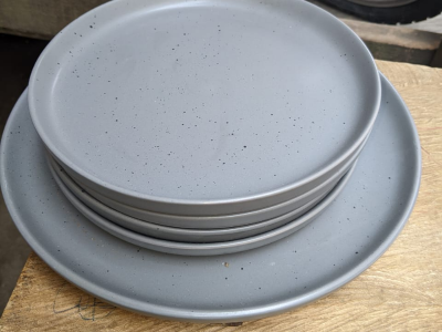 Ensemble de plats