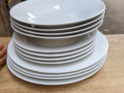 Ensemble de plats