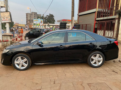 Toyota Camry 2014