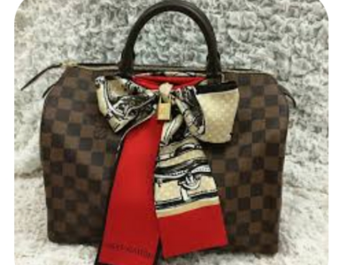 Mini Louis Vuitton handbag
