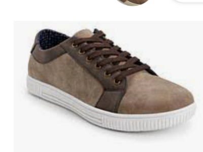 Sneakers shoes lace up