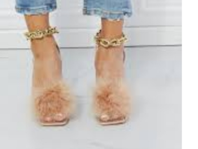High heels shoes