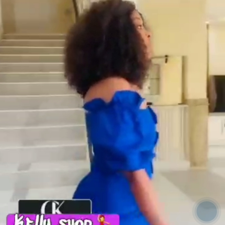 robe bleue