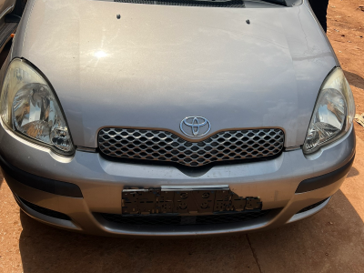 Yaris 2004