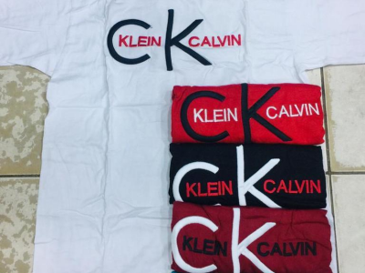 T-shirts (Kalvin clein) CK